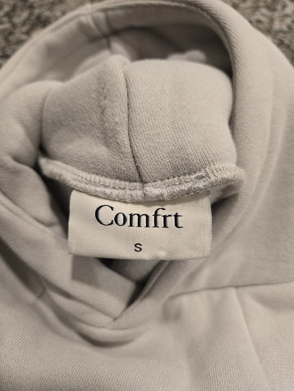 Comfrt Paw Hoodie Size Small